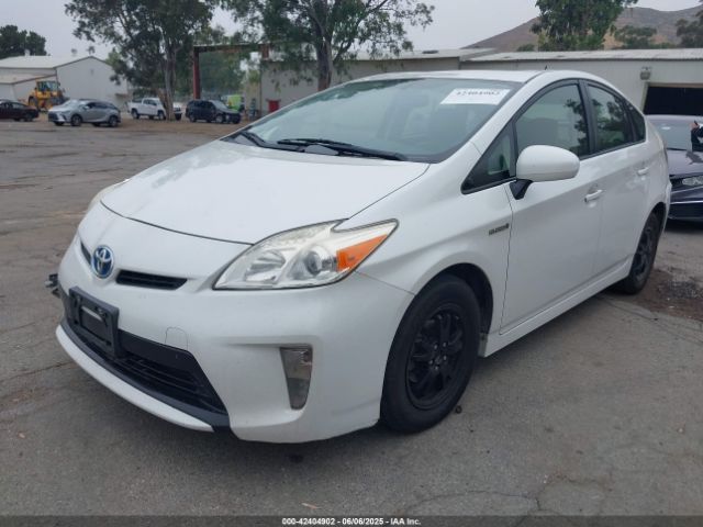 JTDKN3DU1E0373273 Toyota Prius Two
