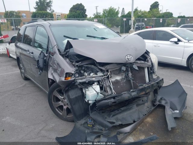 2017 TOYOTA SIENNA 5TDXZ3DC9HS809810
