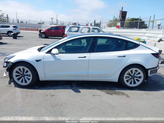 5YJ3E1EA2MF087106 Tesla MODEL 3