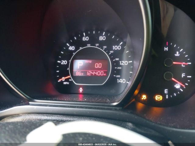 KNDJN2A2XE7012821 KIA Soul