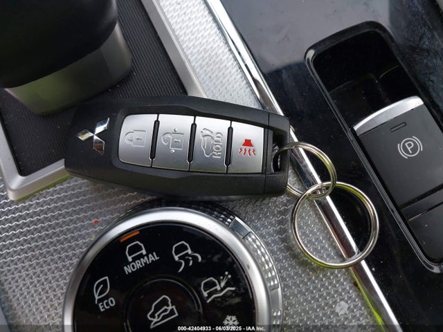 2022 MITSUBISHI OUTLANDER JA4J4VA81NZ081954 Photo 10