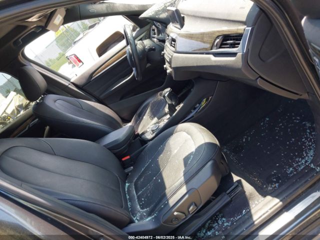 2016 BMW X1 WBXHT3C37GP880815 Photo 4