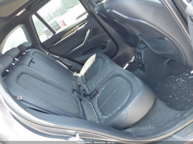 2016 BMW X1 WBXHT3C37GP880815 Photo 7