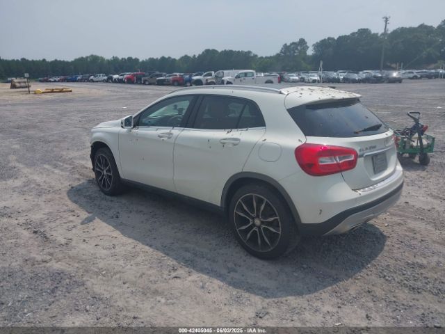 2017 MERCEDES-BENZ GLA 250 WDCTG4GB2HJ291981 Photo 2