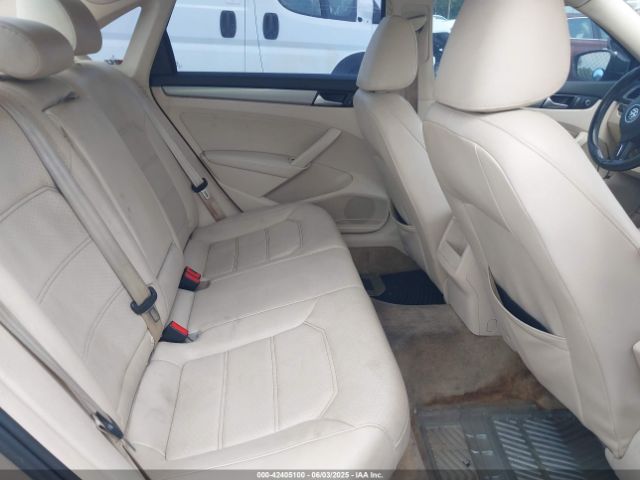 1VWAT7A34FC095891 Volkswagen Passat 1.8t Limited Edition