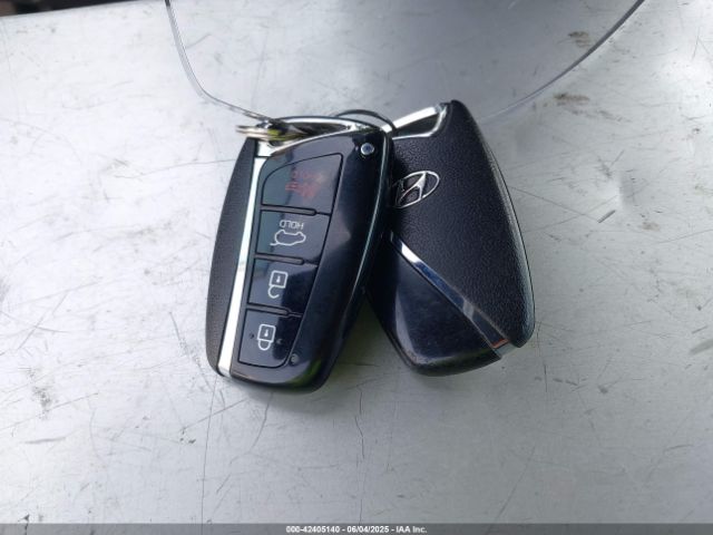 5NMZUDLB3JH096711 Hyundai Santa Fe Sport 2.4l