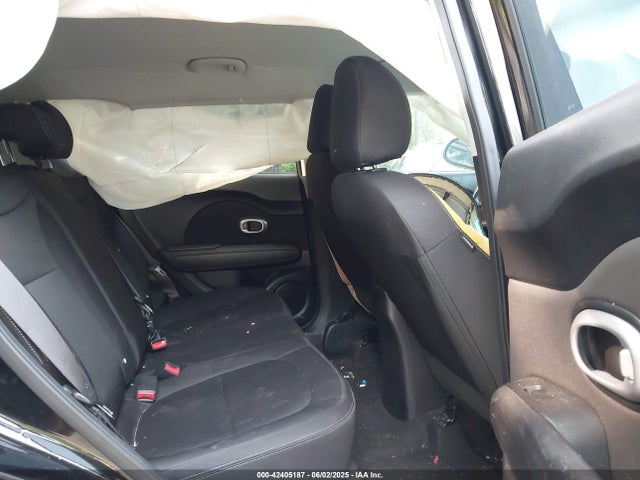 KNDJN2A27G7321259 KIA Soul