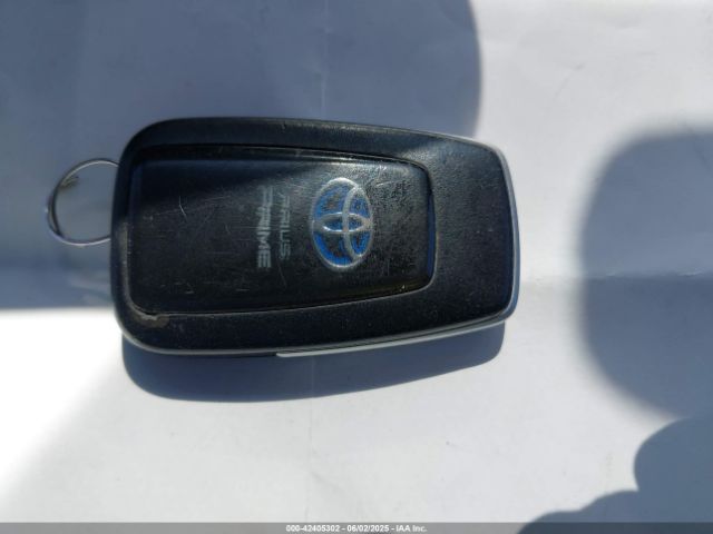 JTDKARFP5L3135539 Toyota Prius Prime Xle