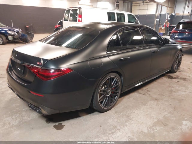 2024 MERCEDES-BENZ AMG S 63 E W1K6G8CB0RA297799 Photo 3
