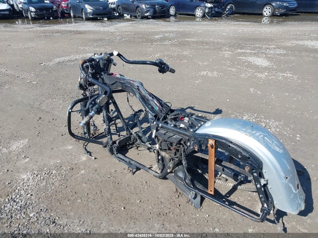 1HD1KBM17EB603969 Harley-Davidson Twin Cam 103