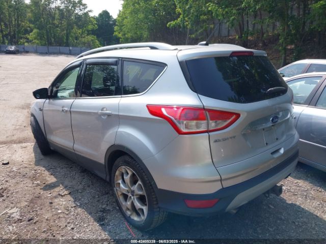1FMCU9J96GUB05210 Ford Escape Titanium