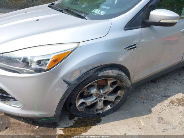1FMCU9J96GUB05210 Ford Escape Titanium