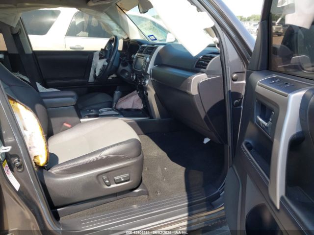 2016 TOYOTA 4RUNNER JTEZU5JR0G5134330 Photo 4