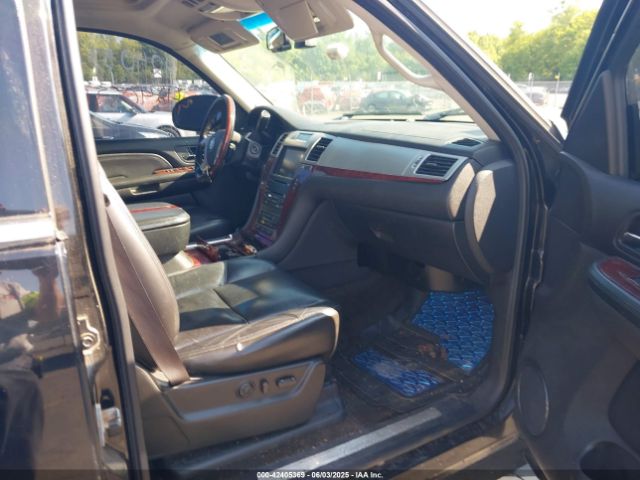 2008 CADILLAC ESCALADE ESV 1GYFK66858R109561 Photo 4