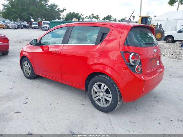1G1JC6SH3F4112142 Chevrolet Sonic Lt Auto