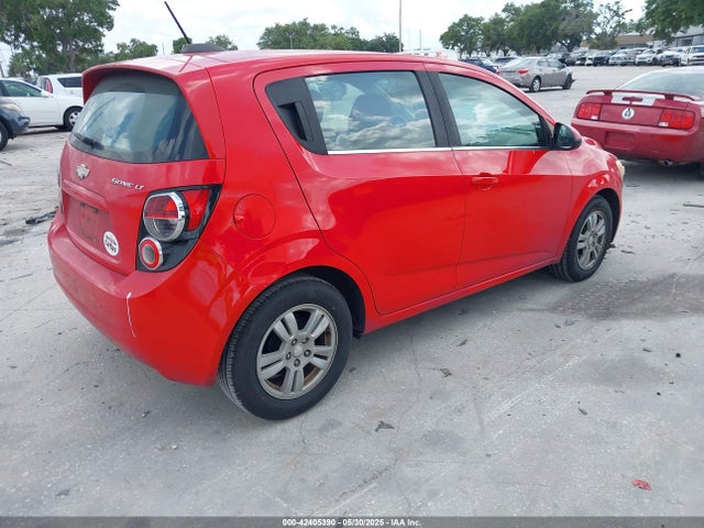 1G1JC6SH3F4112142 Chevrolet Sonic Lt Auto