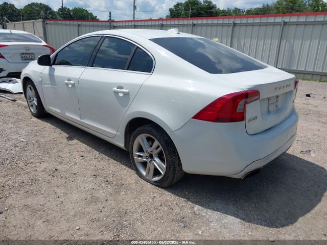 2014 VOLVO S60 YV1612FSXE2277644 Photo 2
