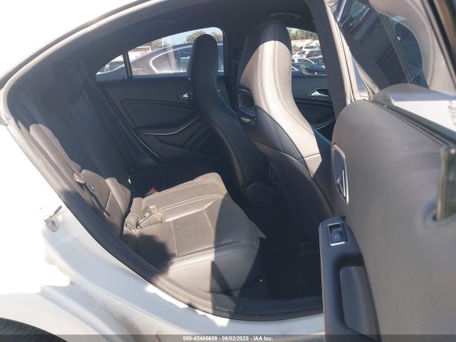 WDDSJ4EB9EN109189 Mercedes-Benz 2014