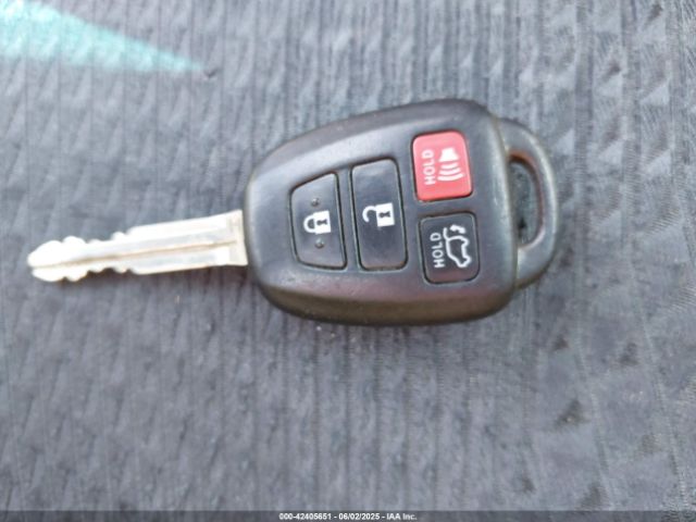 4T1BF1FK6FU956795 Toyota CAMRY SE