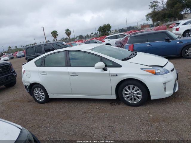 JTDKN3DP3F3073454 Toyota Prius Plug-in Advanced