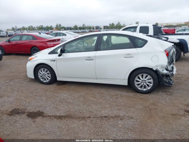 JTDKN3DP3F3073454 Toyota Prius Plug-in Advanced