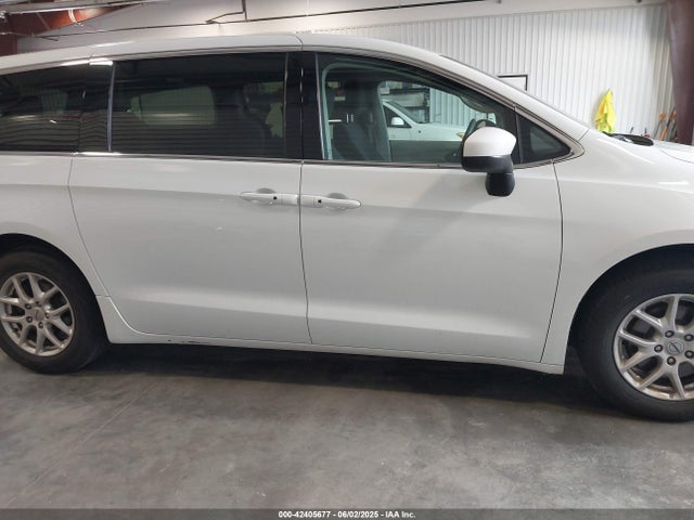 Chrysler Voyager Lx 2023 2C4RC1CG9PR533946 Image 13