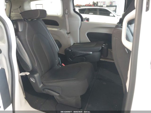 2023 CHRYSLER VOYAGER 2C4RC1CG9PR533946 Photo 7