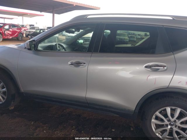 KNMAT2MT0JP586719 Nissan Rogue