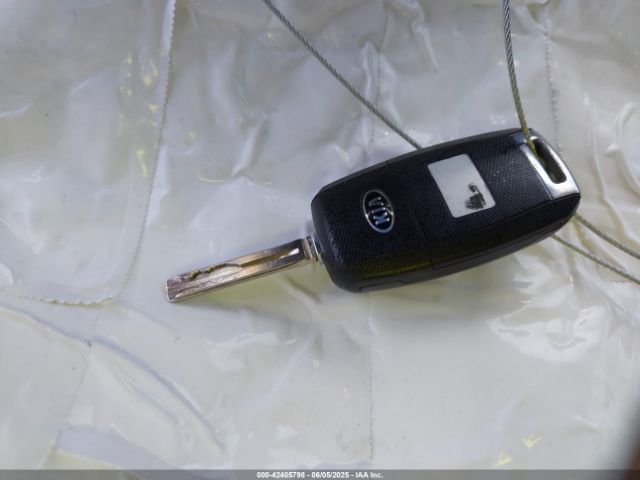KNADN5A35G6577104 KIA gamma