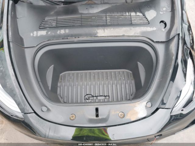 2023 TESLA MODEL Y 7SAYGDEF2PF700913 Photo 9