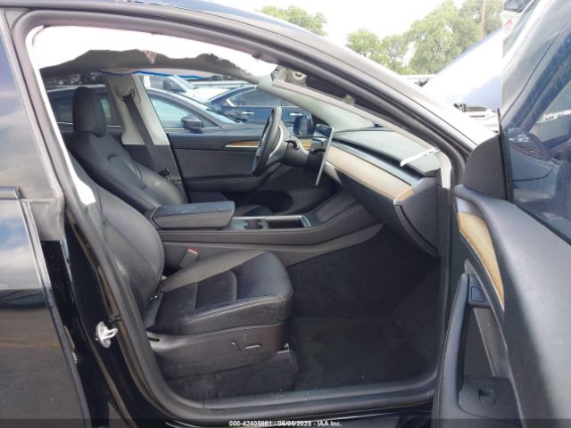 2023 TESLA MODEL Y 7SAYGDEF2PF700913 Photo 4