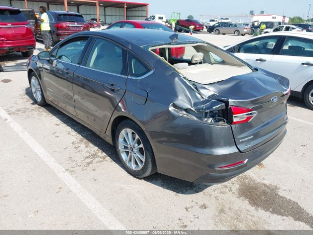 2019 FORD FUSION HYBRID 3FA6P0LU5KR220358 Photo 2