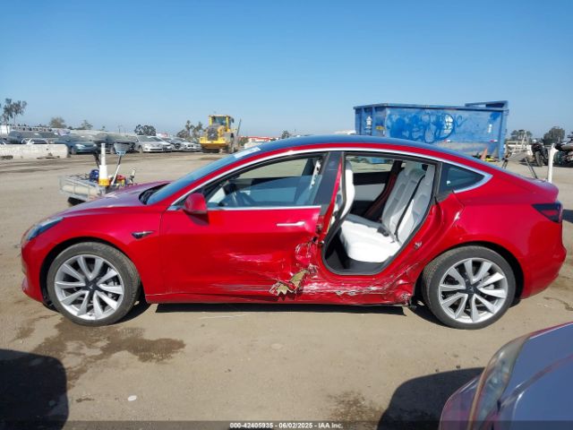 5YJ3E1EA5LF710197 Tesla MODEL 3