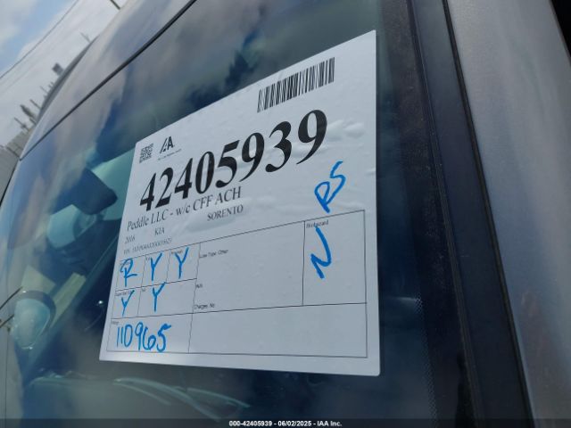 5XYPG4A32GG035623 KIA Sorento 2.4l Lx