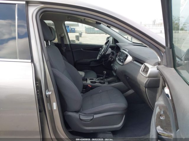 5XYPG4A32GG035623 KIA Sorento 2.4l Lx