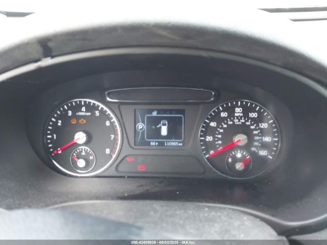 5XYPG4A32GG035623 KIA Sorento 2.4l Lx