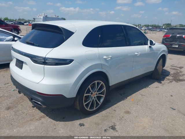 2019 PORSCHE CAYENNE WP1AA2AY1KDA14999 Photo 3