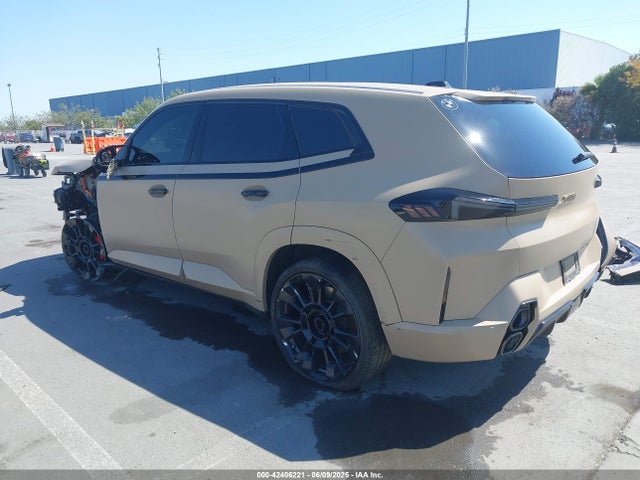 BMW 2024 2024 5YM23CS02R9U60128 Image 3