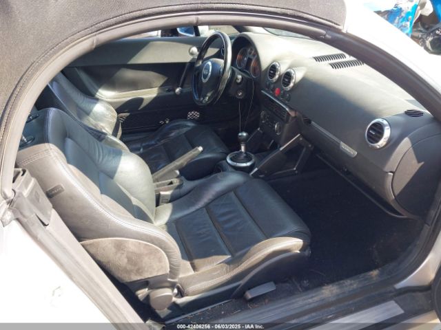 2001 AUDI TT TRUUT28N011004393 Photo 4