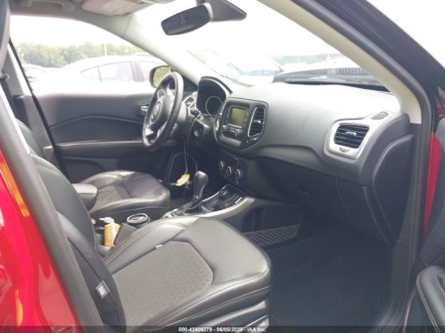 2018 JEEP COMPASS 3C4NJDBB7JT223360 Photo 4