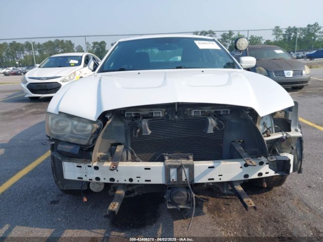 2C3CDXAT8EH348719 Dodge Charger Police