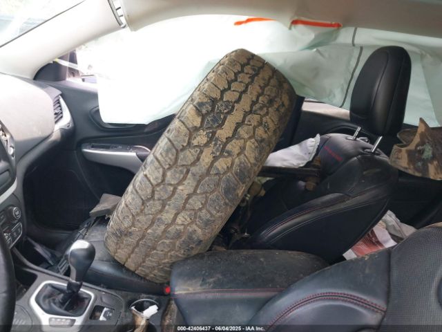 2017 JEEP CHEROKEE 1C4PJMBSXHW657446 Photo 4