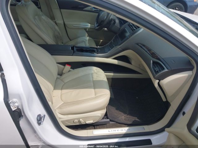3LN6L2G96FR625086 Lincoln MKZ