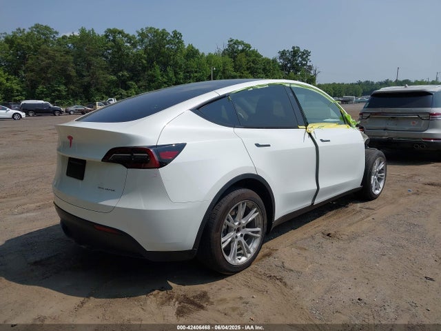 2023 TESLA MODEL Y 7SAYGDEE6PF684013 Photo 3