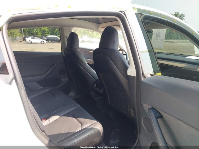 2023 TESLA MODEL Y 7SAYGDEE6PF684013 Photo 7