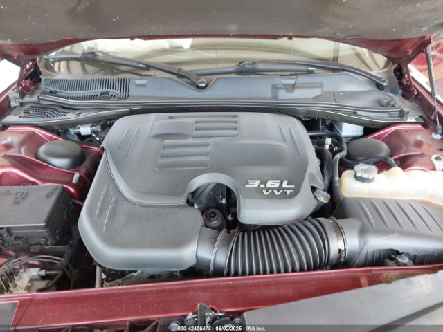 2C3CDZAG4KH587596 Dodge Challenger Sxt