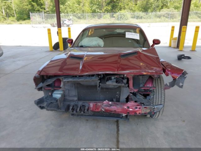 2C3CDZAG4KH587596 Dodge Challenger Sxt