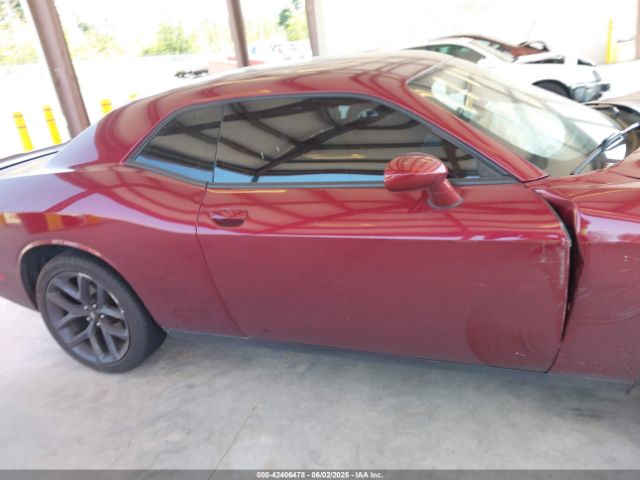 2C3CDZAG4KH587596 Dodge Challenger Sxt