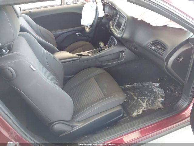 2C3CDZAG4KH587596 Dodge Challenger Sxt