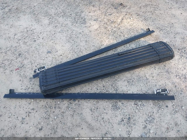 3GTU9CET7NG173674 GMC lm2